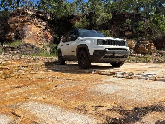 JEEP RENEGADE 1.3 T270 TURBO FLEX WILLYS 4X4 AT9 JEEP RENEGADE 1.3 T270 TURBO FLEX WILLYS 4X4 AT9
